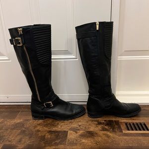 Vince Camuto Leather Boots. Size 9.